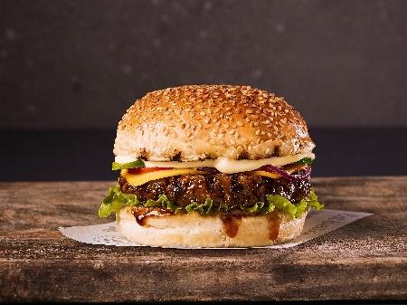 Най скъпият бургер в света се продава в румънския град Клуж